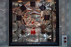 New York City Fifth Avenue 745 02 Louis Vuitton Window Display 1 E 57 St
